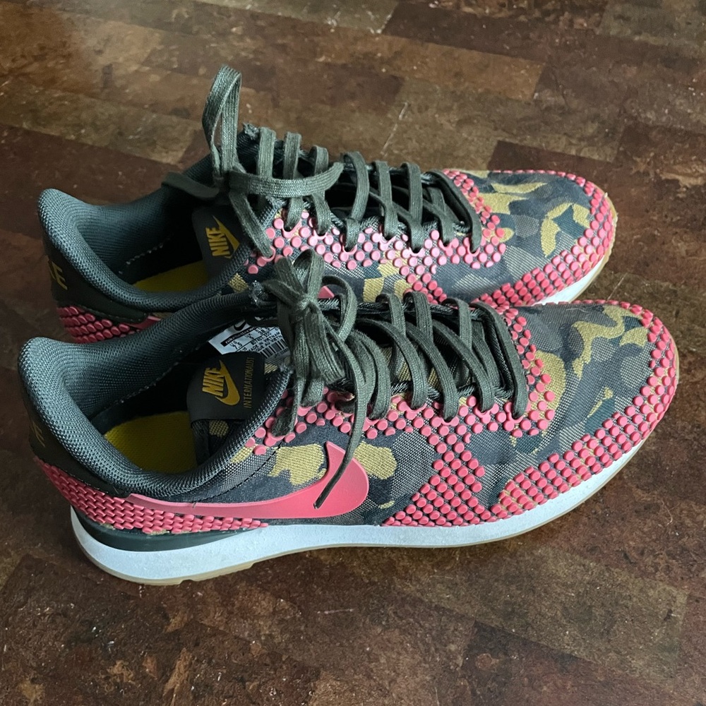 Women’s Nike